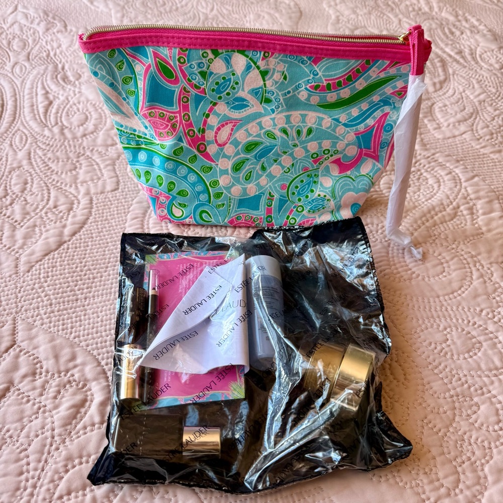 Lily Pulitzer for Estée Lauder Cosmetic Bag with Skincare and Makeup set